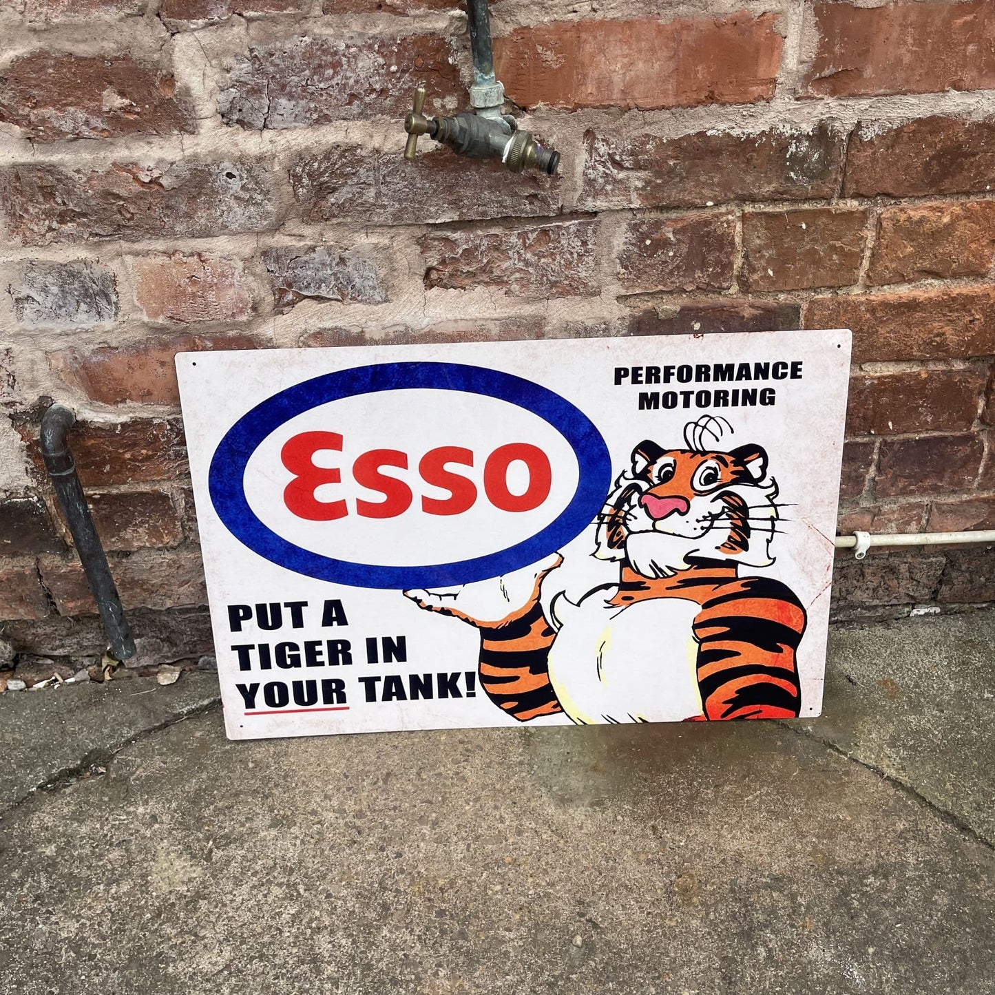 Esso Put a Tiger in Your Tank Performance Motoring - Vitesse T-Shirts UK