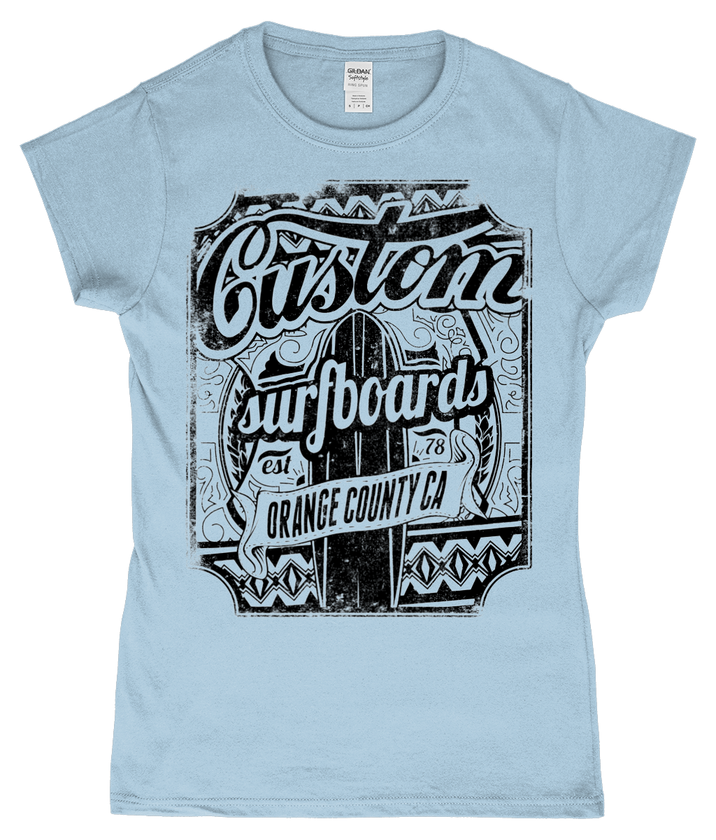 Planches de surf personnalisées - T-shirt ajusté en fil filé à anneaux SoftStyle® pour femme