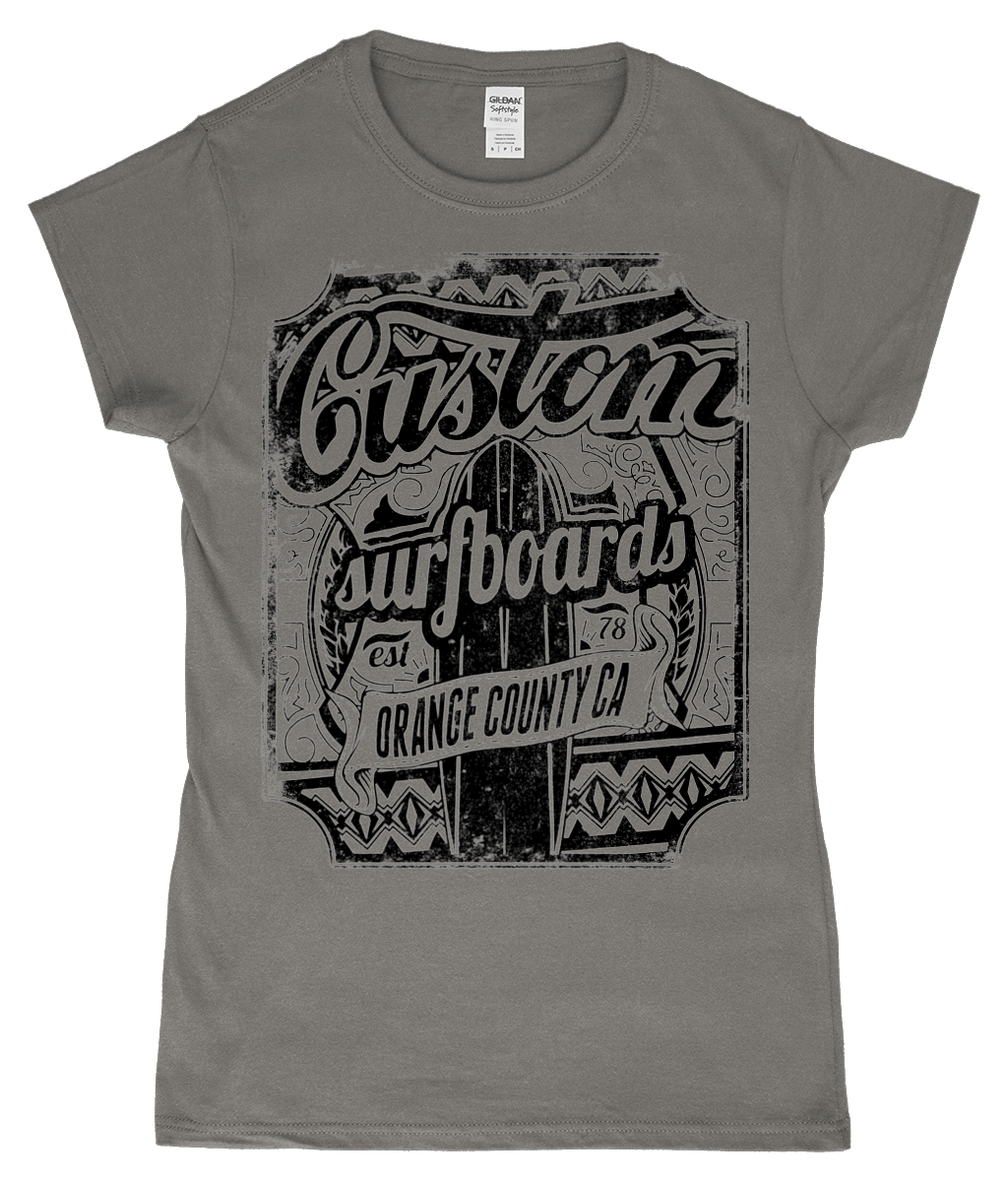 Planches de surf personnalisées - T-shirt ajusté en fil filé à anneaux SoftStyle® pour femme