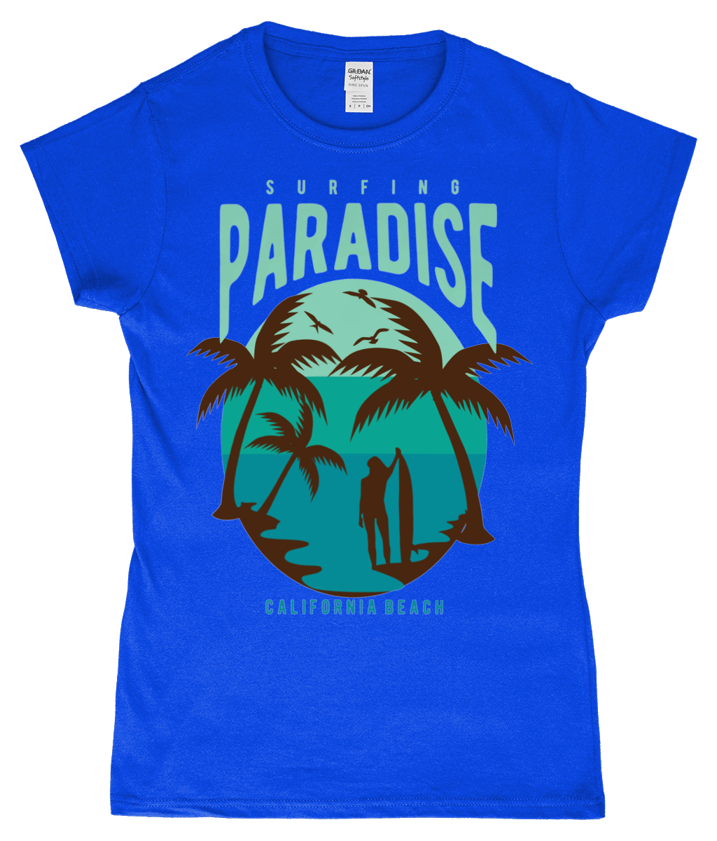 Surfing Paradise California Beach - Gildan SoftStyle® Damen T-Shirt, tailliert, ringgesponnen